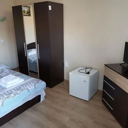 Guest Descreet بافل بانيا